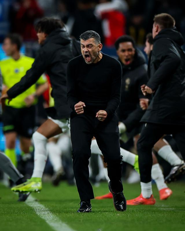 1736207360499029496.jpg GgpBtFIWQAAVO7H.jpg