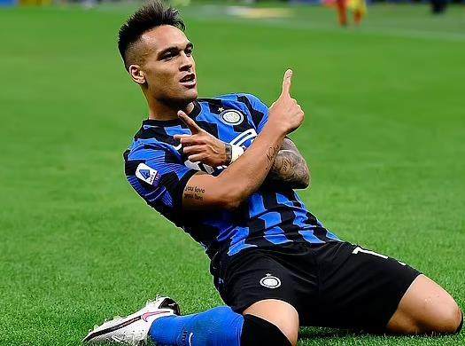 1706138757229080241.jpeg 劳塔罗.jpeg