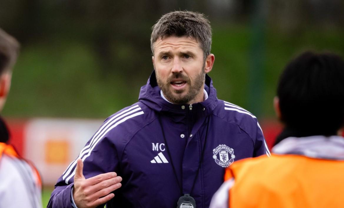 开云体育网页版入口-太阳报:曼市德比首发泄露,曼联已展开内部调查