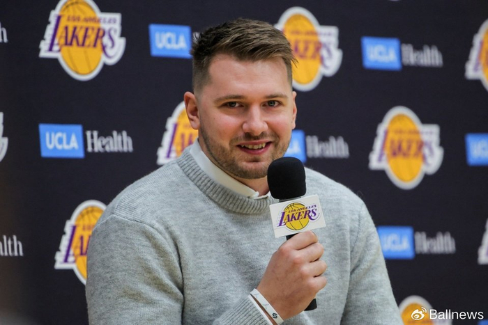 开云体育网页版入口-名记：东契奇是亚历山大夺得MVP最大威胁，他在两方面严重被低估|西部|斯坦|体育赛事讨论|卢卡-东契奇|卢卡·东契奇_新浪新闻